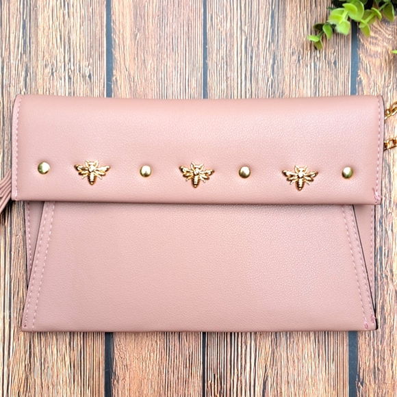 🌼 NWOT Vegan Clutch/Wrislet Purse & Shoulder Chain + Bumble Bee Studs - Picture 4 of 4